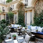 Chic Appartement En Plein Coeur De Paris